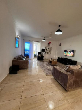 COSY SEAVIEW 3BEDROOM with DSQ APARTMENT NYALI opp Voyager Resort-Ritz Apartment